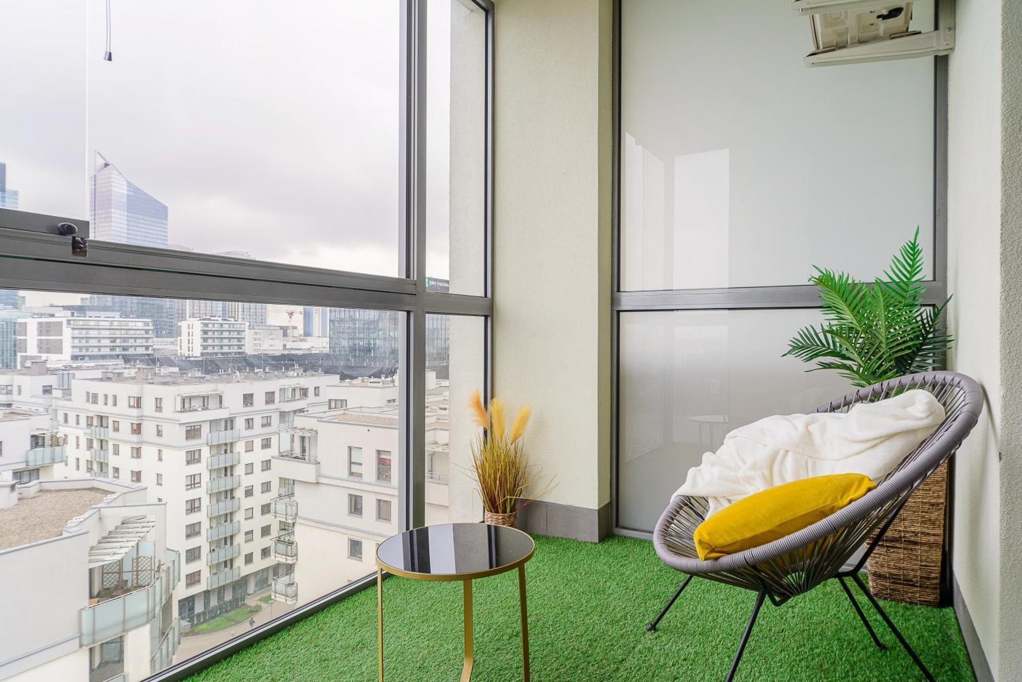 Premium In The Center Of With Free Parking & Balcony Appartement *