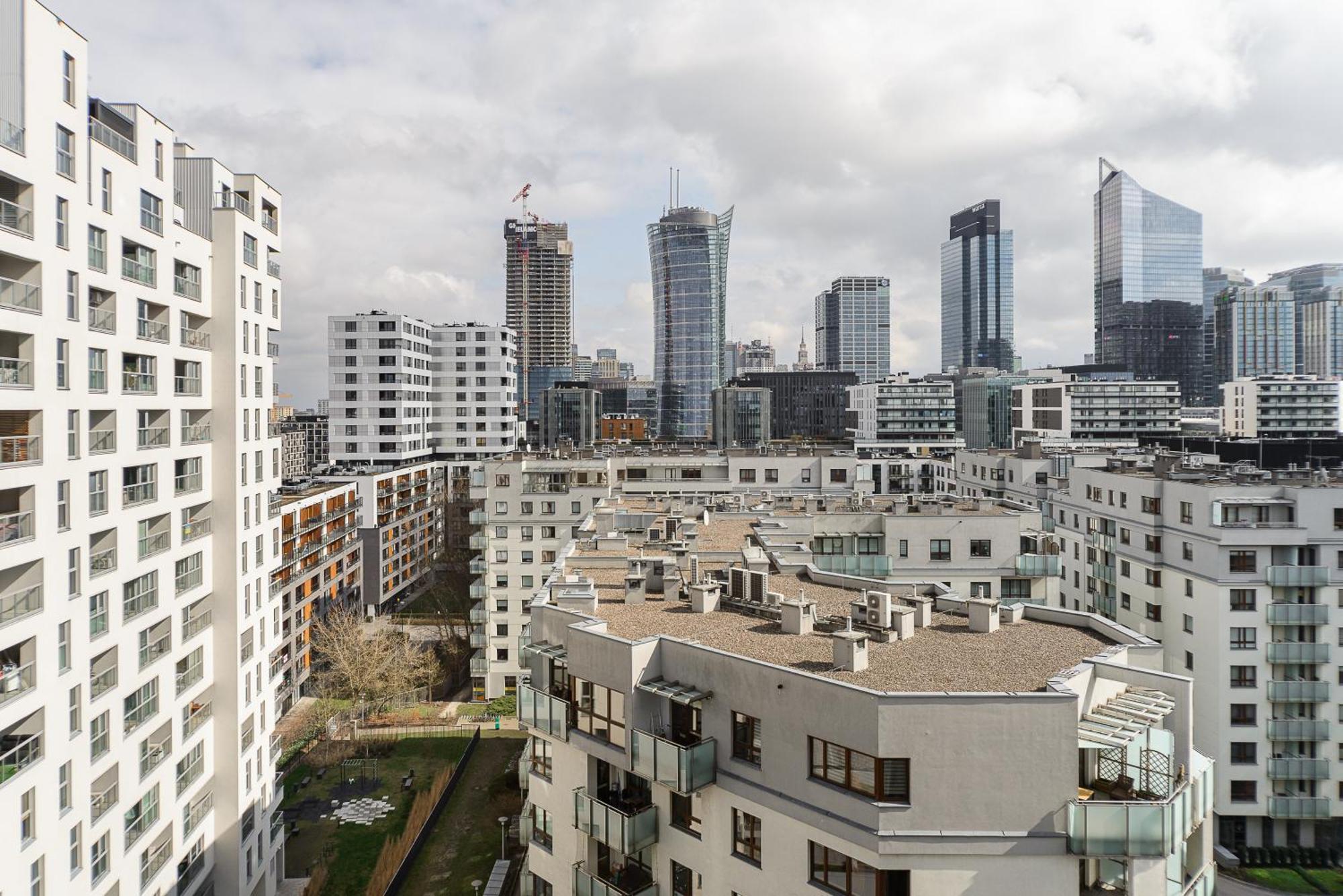 Appartement Premium In The Center Of With Free Parking & Balcony *