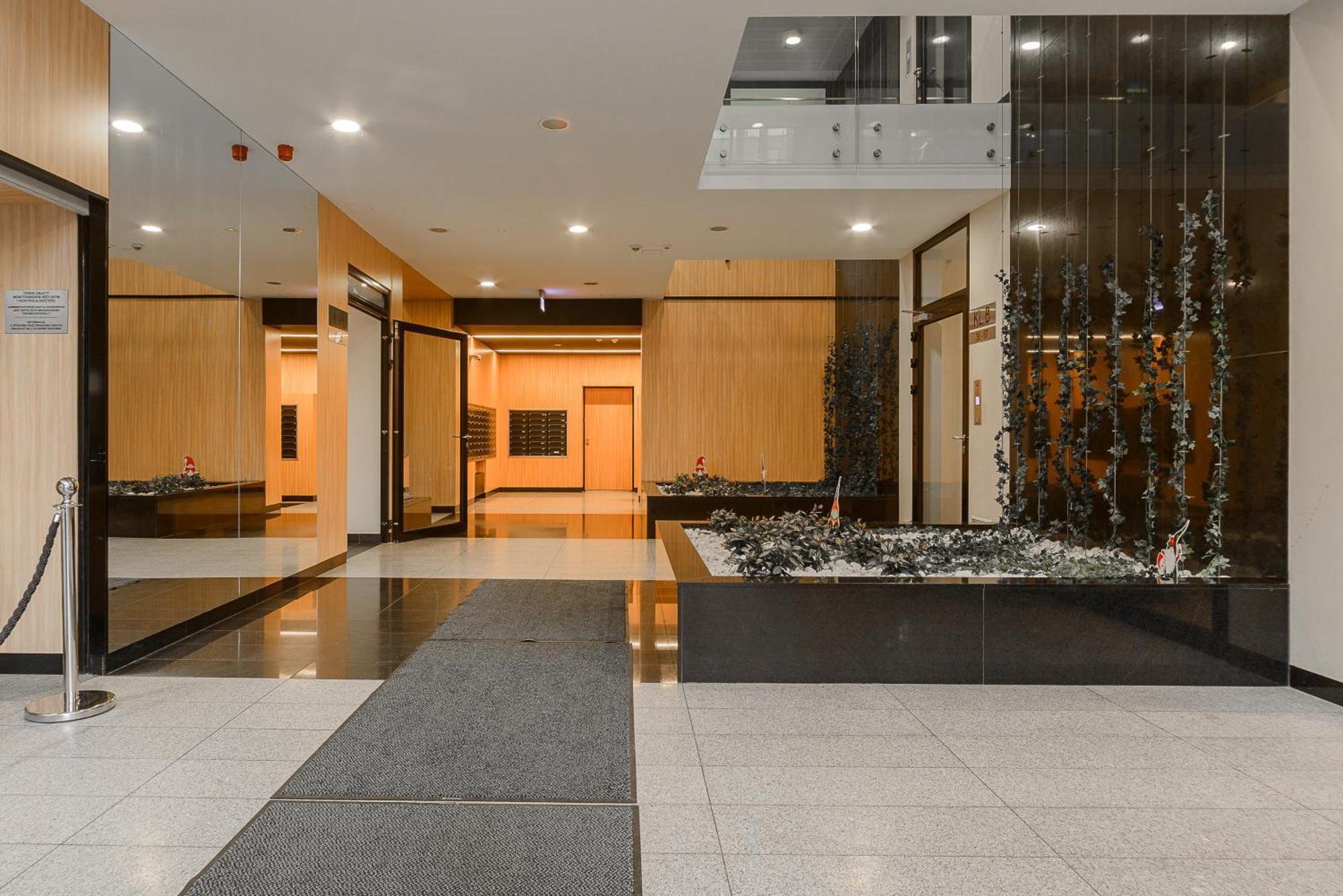 Apartment Premium In The Center Of With Free Parking & Balcony Warschau