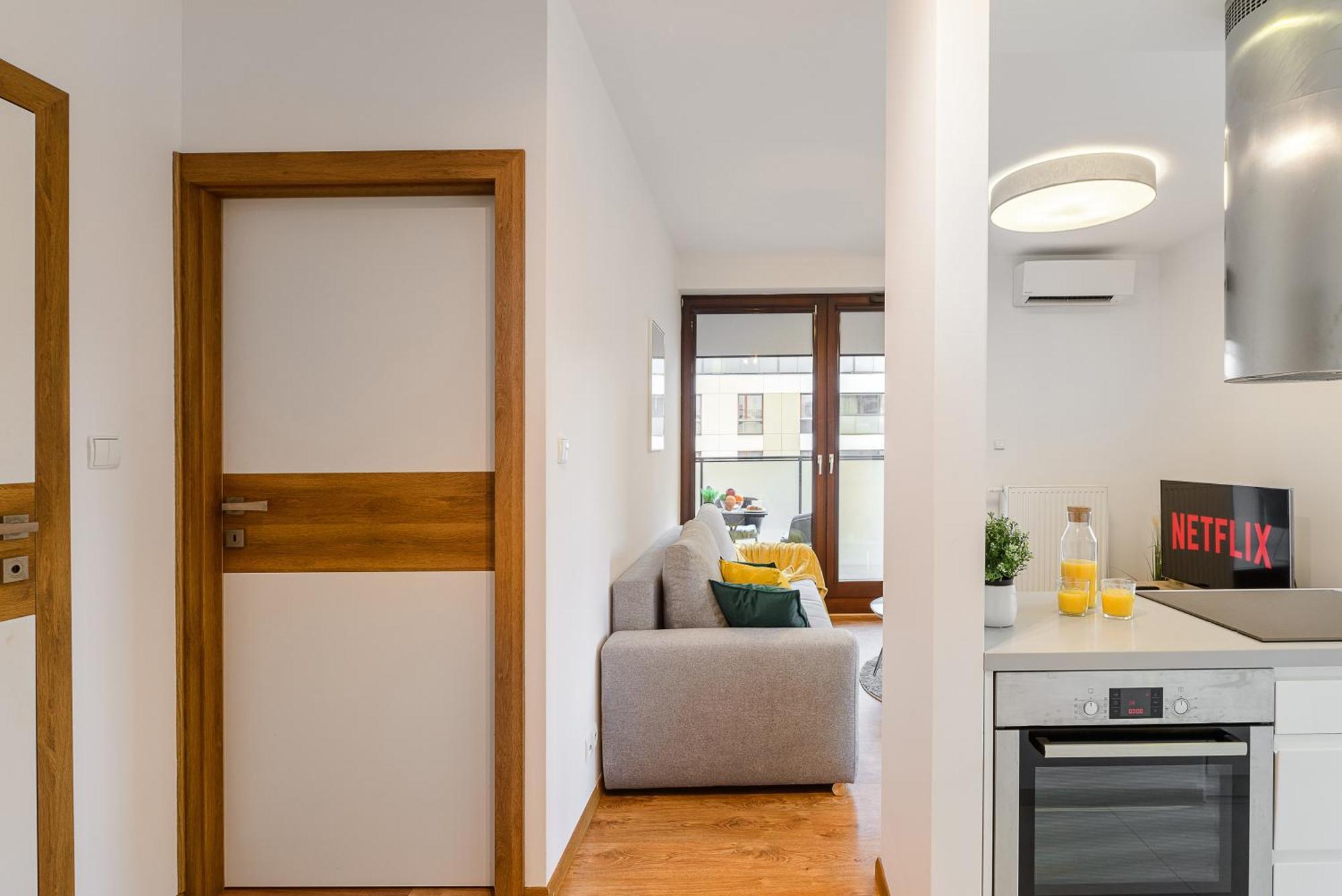 Premium In The Center Of With Free Parking & Balcony Appartement *
