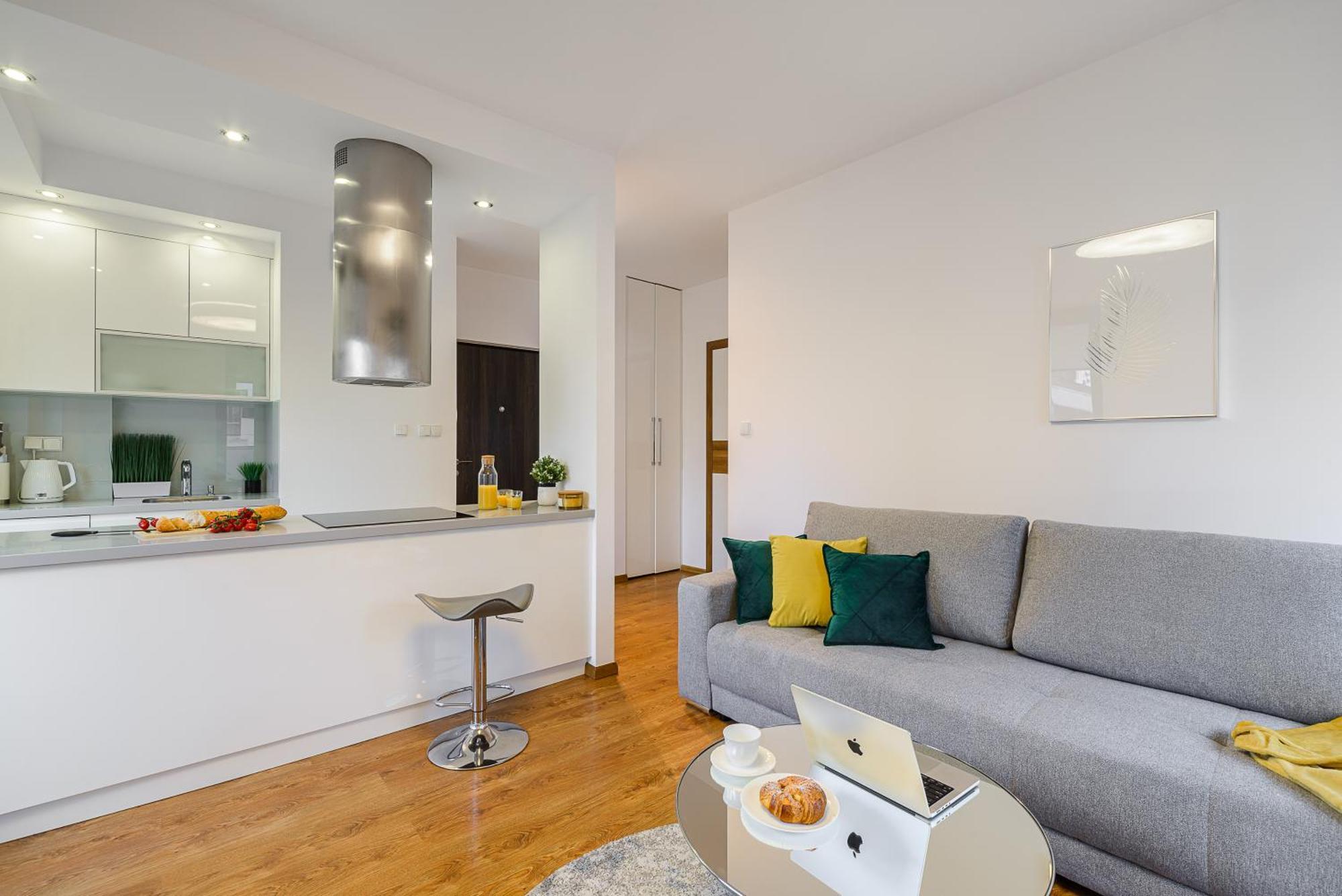 Premium In The Center Of With Free Parking & Balcony Apartment Warschau